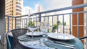 Business Apartment | Outdoor dining