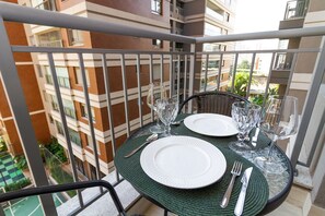 商務公寓 | 室外用餐