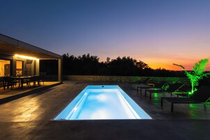 Villa with Private Pool | Terrace/patio