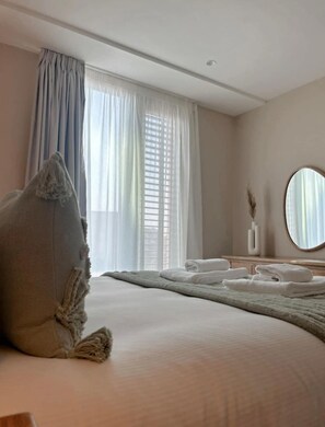 2 quartos, ferros/tábuas de passar roupa, Wi-Fi de cortesia