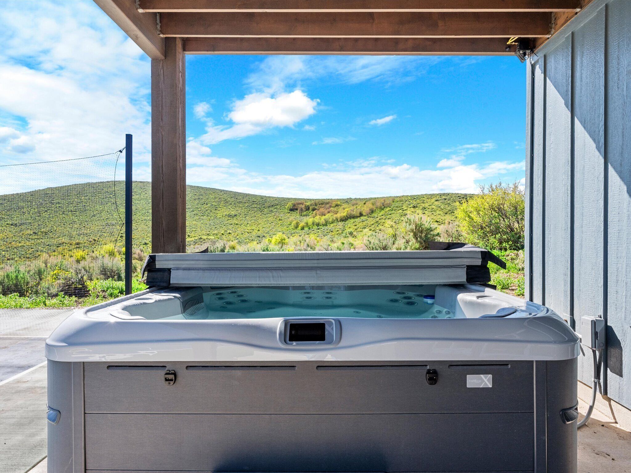 Bain à remous extérieur