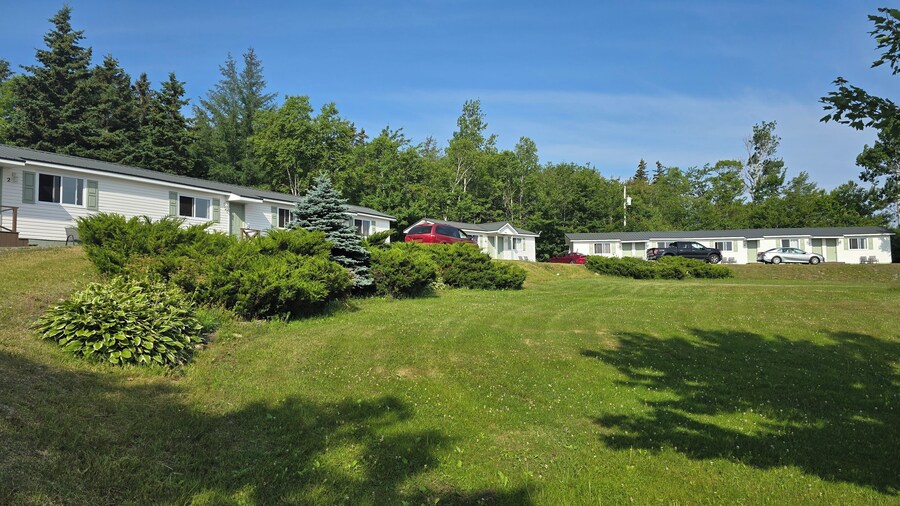 MacNeil's Motel