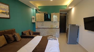 1 bedroom, WiFi, bed sheets