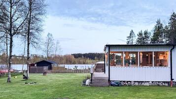 House | Water view
