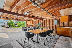 Outdoor dining - Coral | Beach Access | Fenced Yard | Fire Pit (Windermere)
