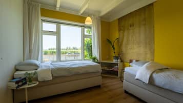 4 bedrooms, free WiFi