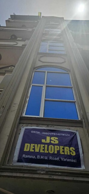 Exterior - Shiva River Guest House (Varanasi)