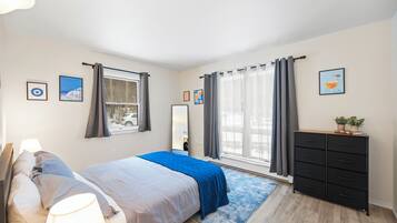 3 chambres, fer et planche Ă repasser, Wi-Fi, draps fournis