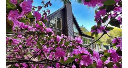The Catskill Getaway • Near Bethel Woods & Hiking & HOT TUB