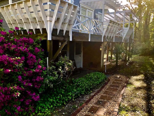 Argyles Place 3 beds/Spa bath/kitchen pet friendly