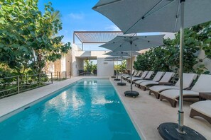 Outdoor pool - Akumal LuumHa Hot tub Rooftop Pools Beach Access (Akumal)