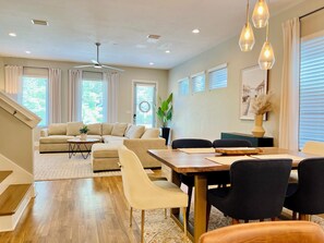 Dining - Modern 3BR Townhome w/Garage - Walk to Midtown/Downtown Tallahassee & FSU (Tallahassee)