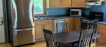 Sawyer's Landing. Perfect for Hikers! Pet Friendly and very relaxing!