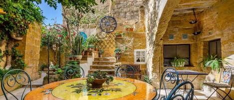 Restauration extérieure