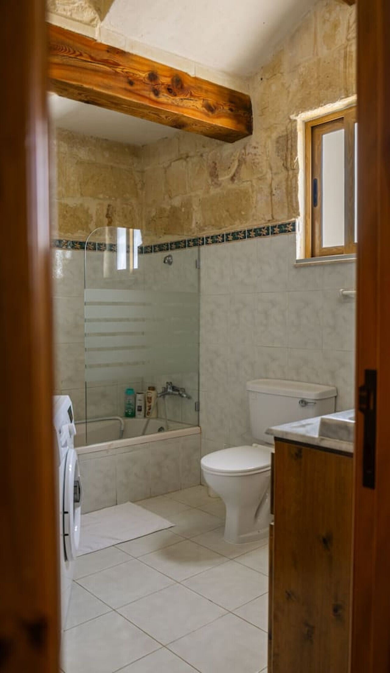 ヘアドライヤー、タオル