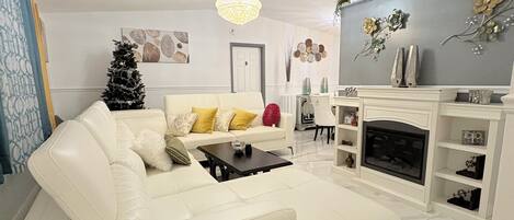 TV connectée, cheminée