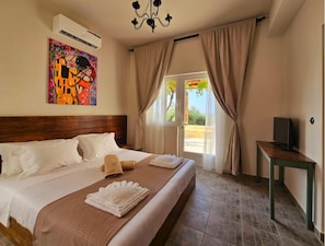 3 chambres, fer et planche à repasser, lit parapluie, Wi-Fi gratuit