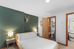 Studio (3 Bedrooms) | Exterior
