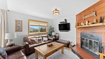 Studio (3 Bedrooms) | Exterior