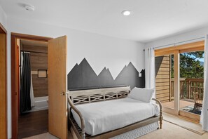 Studio (3 Bedrooms) | Exteriör