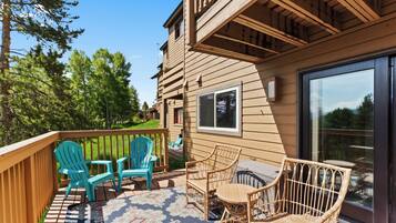 Studio (3 Bedrooms) | Exterior