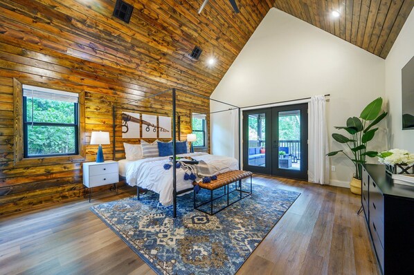 4 bedrooms, desk, iron/ironing board, free WiFi - Heated Pool•ColdPlunge•Sauna•HotTub•Firepit•Playground•Arcade•Heart of Hochatown (Broken Bow)