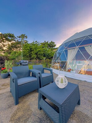 Literie de qualité supérieure, coffres-forts dans les chambres