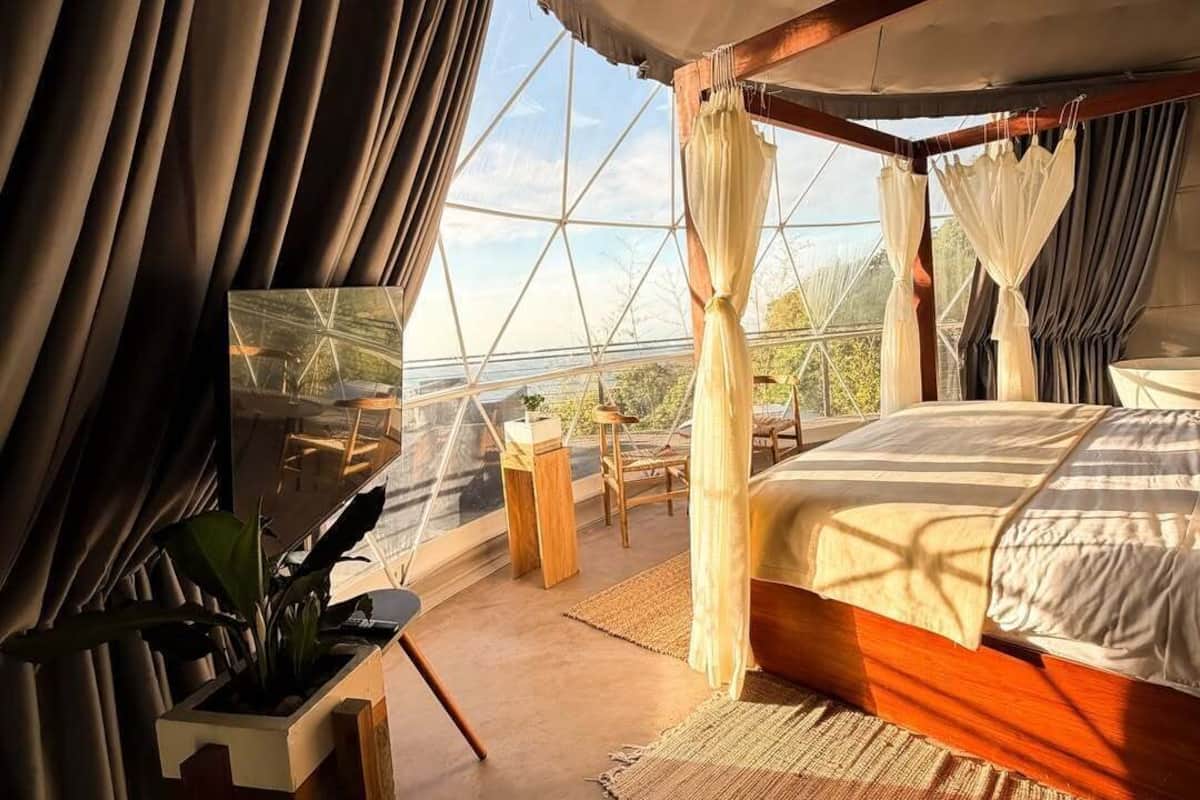 Camera Deluxe | Biancheria da letto di alta qualità, una cassaforte in camera