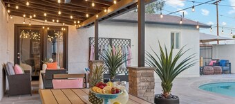 Cactus Bloom Villa - Spacious 5BR near Old Town Scottsdale with Private Pool