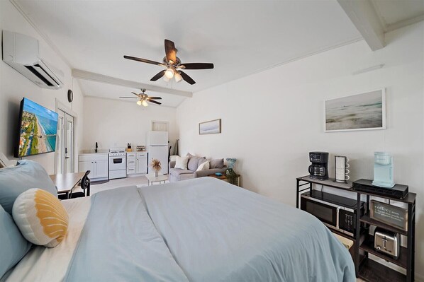 1 bedroom, iron/ironing board, WiFi, bed sheets