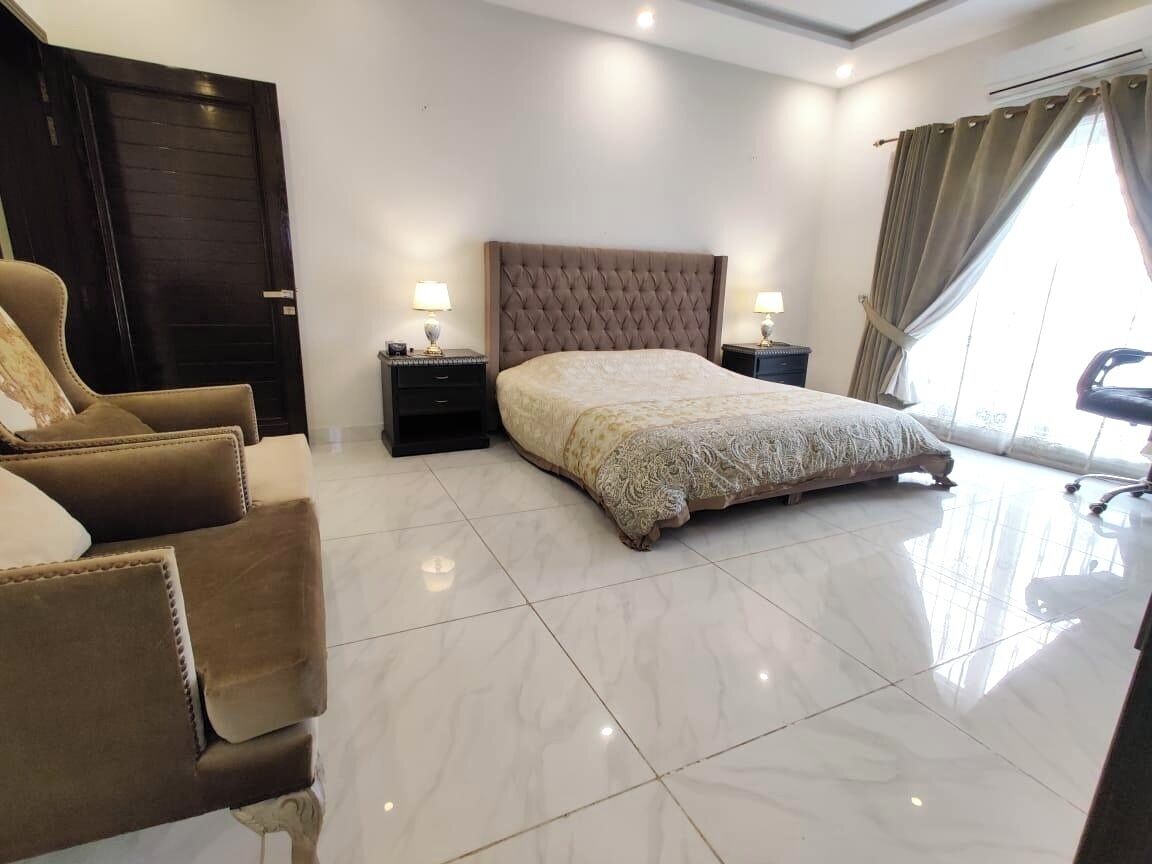 5 camere, ferro/asse da stiro, Wi-Fi gratuito, lenzuola