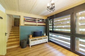 Family Shared Dormitory, Resort View
