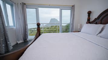 Ferros/tábuas de passar roupa, Wi-Fi de cortesia, roupa de cama