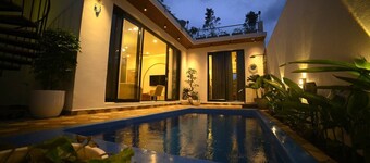 Private Pool Villa in Nandi Hills