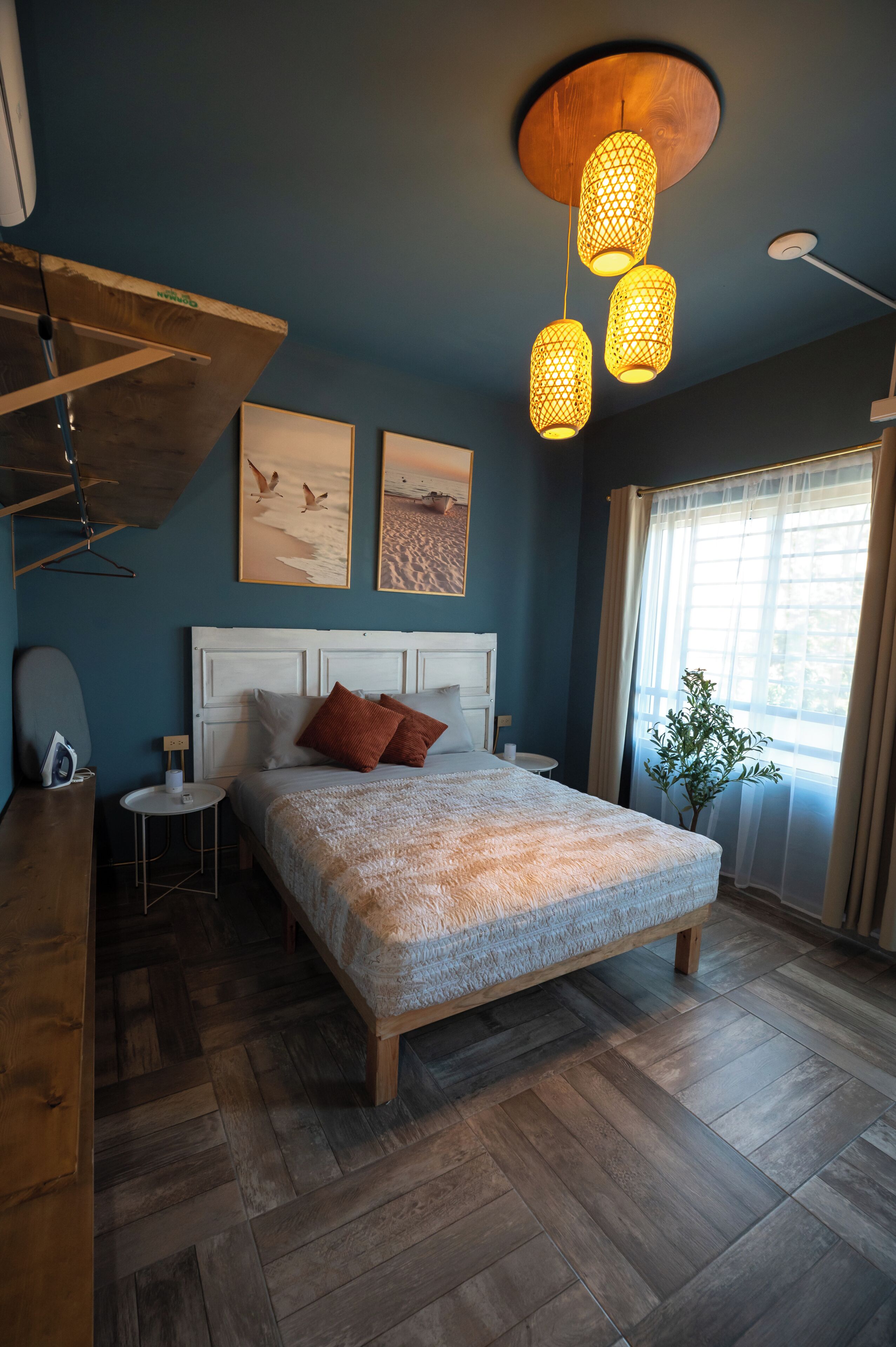 傳統公寓, 露台, 城市景 | 高級寢具、Select Comfort 床墊、獨特設計、熨斗/熨衫板