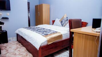 Double Room, Non Smoking, Air conditioning | Minibar, desk, laptop workspace, free WiFi