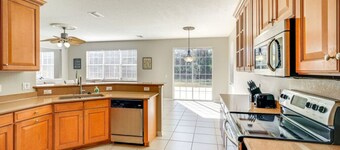 Remote Oasis | Family, Nature Trails & Work-Ready!