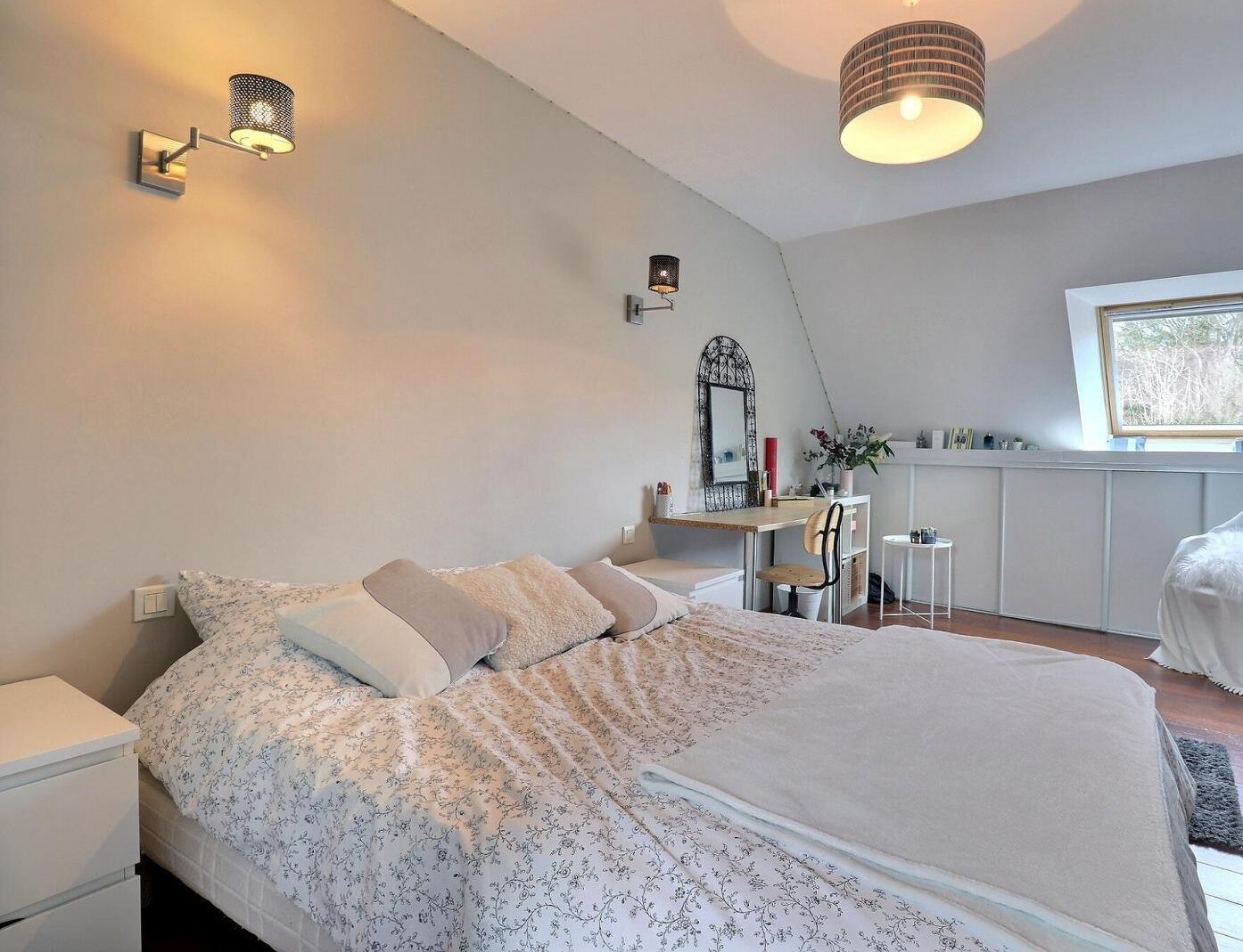 5 chambres, fer et planche à repasser, Wi-Fi gratuit, draps fournis