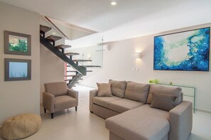 Smart TV - 3BR Villa in Aldea Zama. Gated community •2 Pools -Central near beach & town (Tulum)