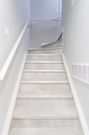 Interior - The Orchards Haven – Luxury Basement 2BR Suite |Chef’s Kitchen |Office |Near YEG (Edmonton)