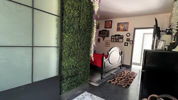 1 habitación, wifi gratis y ropa de cama