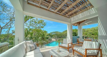 Beautiful 3 BR penthouse with panoramic views in Watercolors resort community