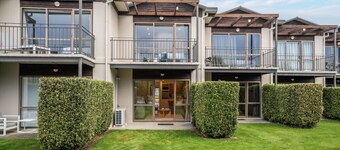 Latitude 44 | Two Bedroom Mountain View Apartment