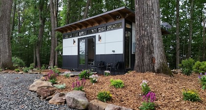 Meadow River Cliff House