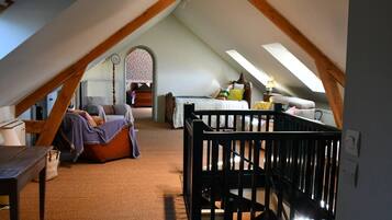 5 chambres, fer et planche Ă repasser, accĂšs Internet, draps fournis