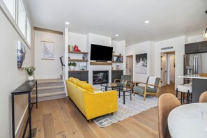 Smart TV, fireplace, books