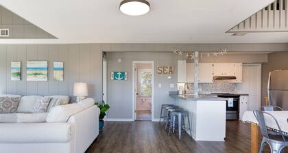 50 yards to the beach, sleeps 8 & ready for you to make new memories!