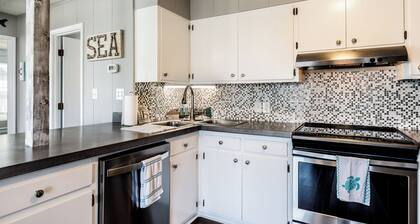 NEW LISTING! Just 50 yards from the beach & lots of parking!
