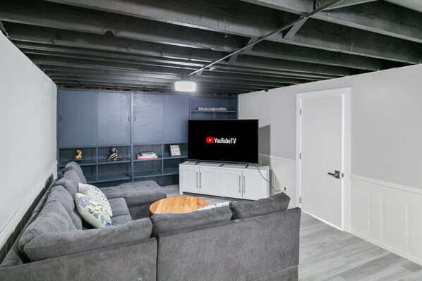 TV connectée, table de tennis de table