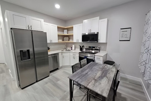 Micro-ondas, fogão, cooktop, lava-louças